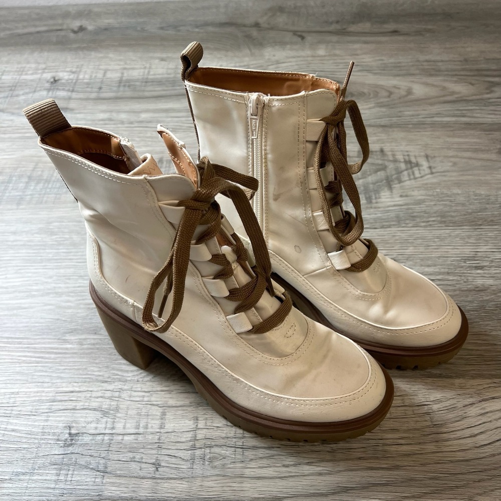 Universal Thread Ankle Boots Womens 7.5 Cream Tan Lace Up Block Heel Combat M15